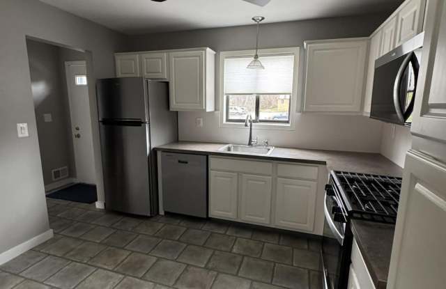 85 Shady Lane photos photos