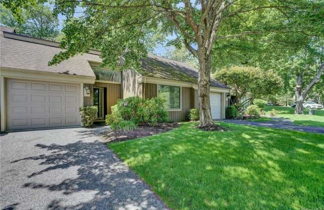 956 Heritage Hills - 956 Heritage Hls, Heritage Hills, NY 10589