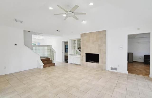 7102 Winding Creek Road Gallery 4