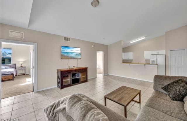 1050 Hancock Creek South Boulevard - 1050 Hancock Creek South Boulevard, Cape Coral, FL 33909