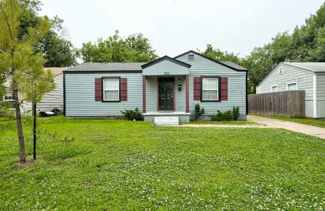 Beautiful 3 Bed 2 Bath Home Near Tinker Air Force Base! photos photos