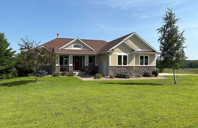 Welcome to 220 Meadow Woods Drive – Upper-Level Home for Rent! photos photos Welcome to 220 Meadow Woods Drive – Upper-Level Home for Rent! photos photos