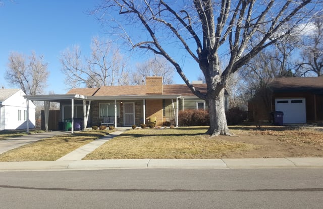2850 S Cherry Way - 2850 South Cherry Way, Denver, CO 80222