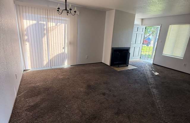 2423-2425 Burlington Place - 2423 photos photos