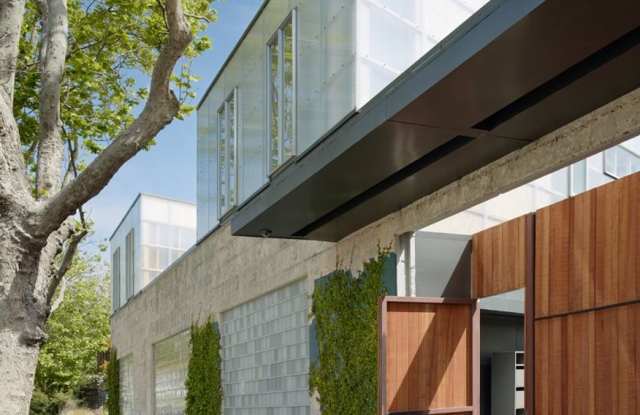 Bright Live-Work Studio  Tall Ceilings on Adeline in Oakland - 6066 Adeline Street, Oakland, CA 94608