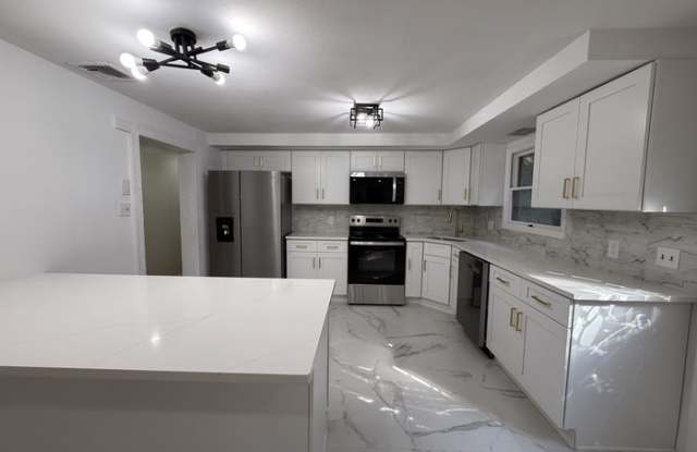 8 Abbott Drive - 8 Abbott Drive, Morris County, NJ 07849