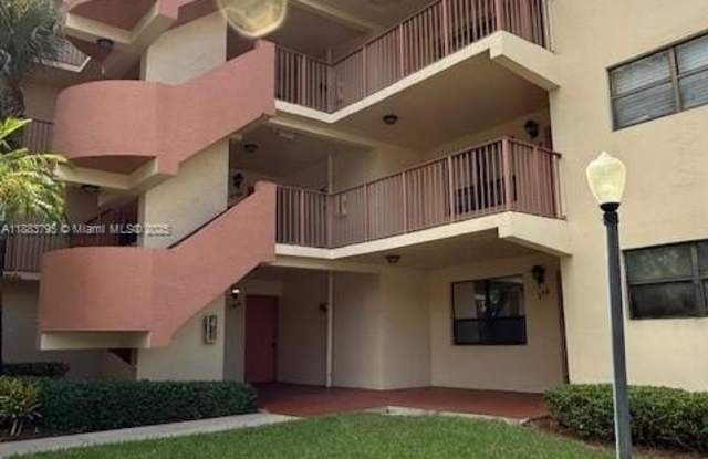 7401 NW 16th St photos photos