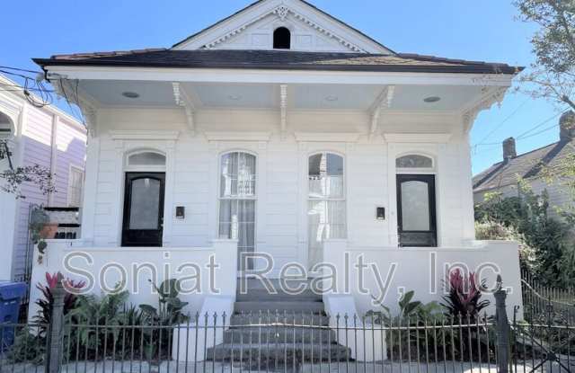 2224B Royal Street - 2224 Royal Street, New Orleans, LA 70117
