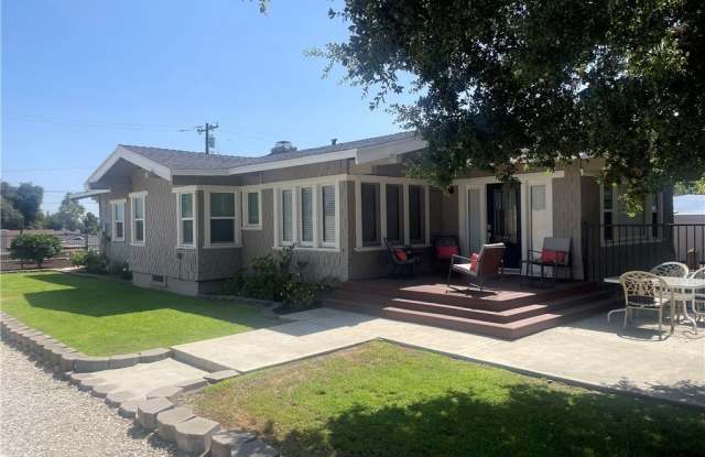 596 E Arrow Highway - 596 East Arrow Highway, Claremont, CA 91711