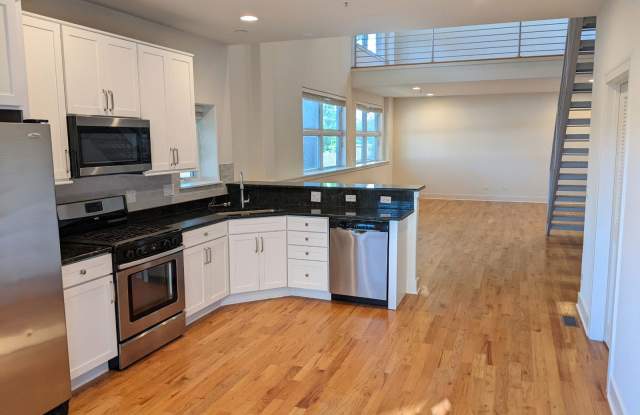 2100 Greenwood Street photos photos