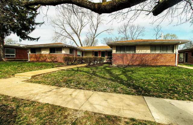 Lovely Afordable 2 Bedroom 1 Bath Garden Apartment by Heman Park! photos photos