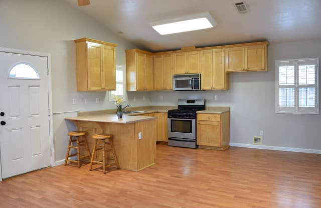 806 Badgley - 806 Badgley Drive, Modesto, CA 95350