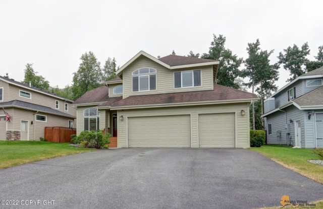 Stunning home conviently located by Eagle River High - 17664 Shasta Circle, Anchorage, AK 99577