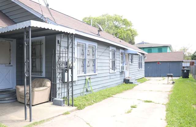 210 N. Stiles Gallery 3