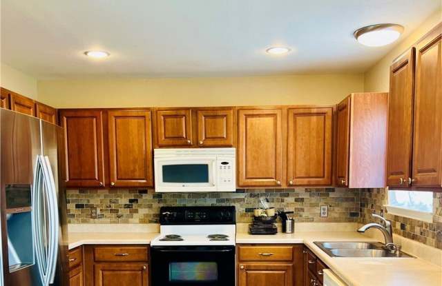 8210 Sunset Trail Gallery 4