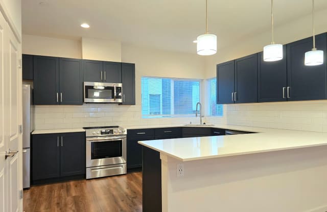 4 Bedroom Townhome in Monroe - Pet Friendly! photos photos