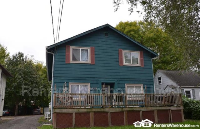 1439 Henderson Ave - 1439 Henderson Avenue, Des Moines, IA 50316