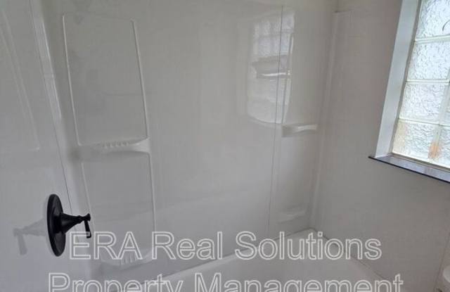 409 - B photos photos