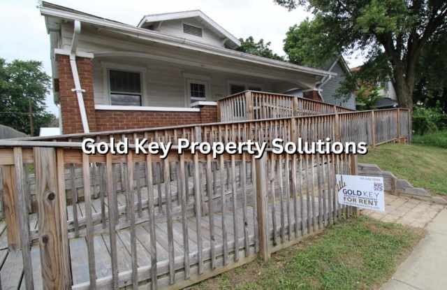 2 BR 1 BA House with Huge Covered Porch and Dining Room (SECTION 8 APPROVED) - 2321 Noble Street, Anderson, IN 46016