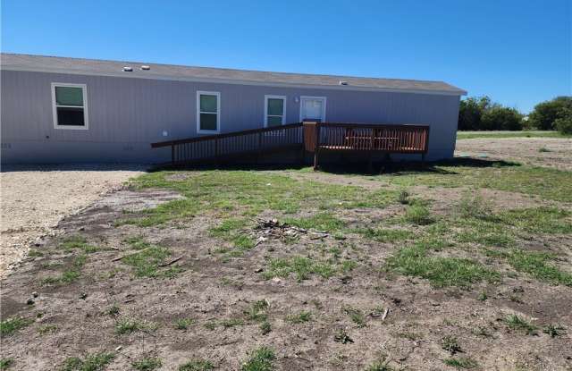 200 County Road 2600 Gallery 1
