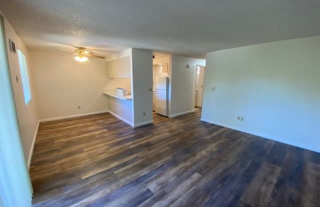 3365 Ratcliff Lane SE - 3365 Ratcliff Lane Southeast, Salem, OR 97302