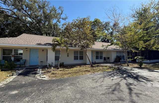 2249 Euclid Avenue - 2249 Euclid Avenue, Fort Myers, FL 33901