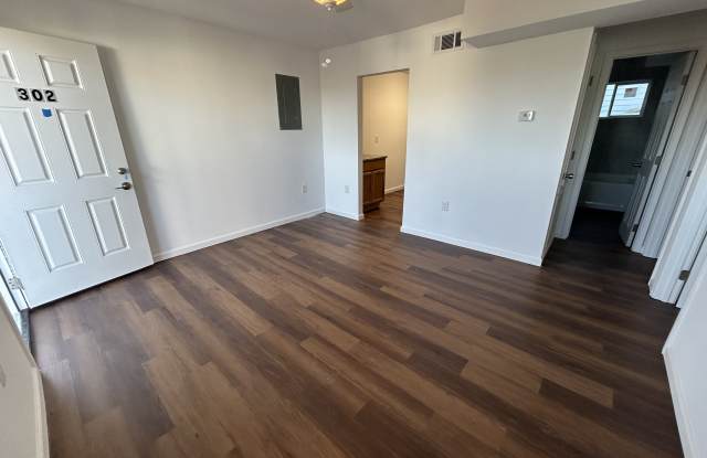 3318 Broadway Street-2 photos photos