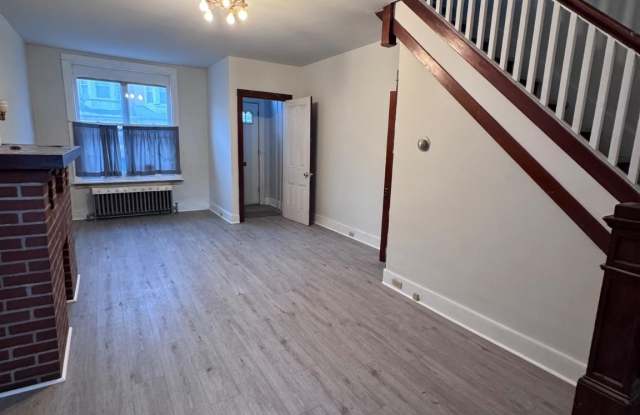1710 PERKIOMEN Avenue Gallery 3