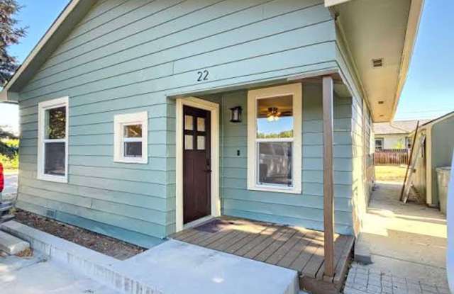 3 Bedroom Fully Remodeled Home in Downtown Middleton photos photos