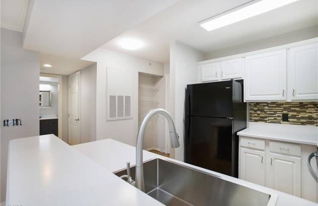 8271 Key Royal Cir Gallery 4