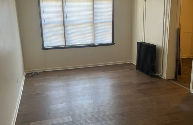 2678 North Main Street - 101 photos photos