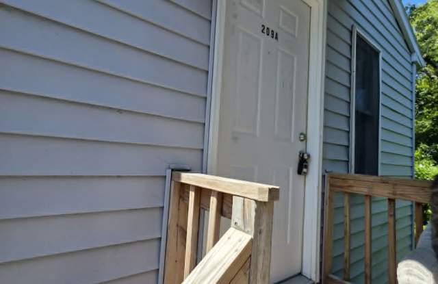 209 Monticello Avenue - A Gallery 4