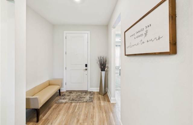 19563 Utopia Lane Gallery 2