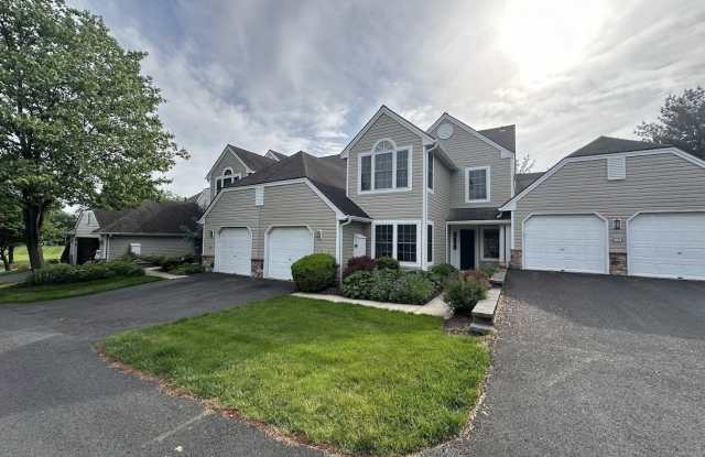 163 HAWTHORNE Court Gallery 2