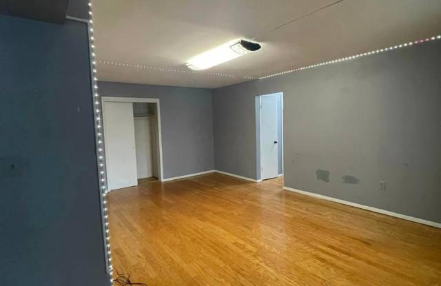 307 Green Hallow Drive Gallery 3