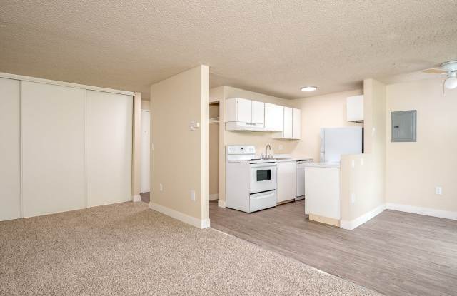 Sunset Apartments Gallery 3