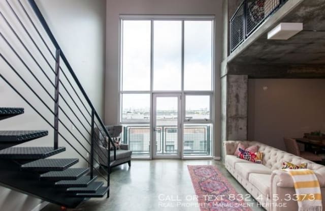 2000 Bagby St - 2000 Bagby St, Houston, TX 77002
