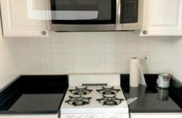 Top Floor-2 with A/C  parking for rent - 11 Higgins Street, Boston, MA 02134