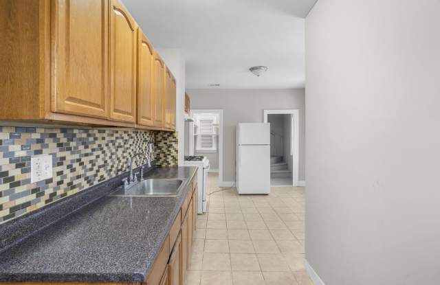 296 Peck Street, 2nd Flr photos photos