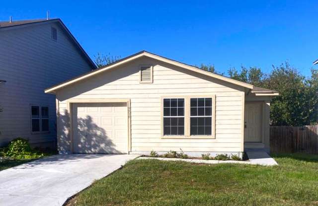 Spacious open concept ranch - pets negotiable photos photos