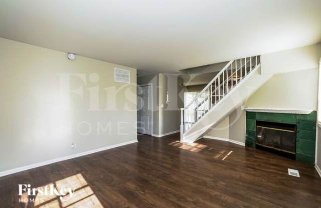 220 Mill Stream Drive Gallery 3