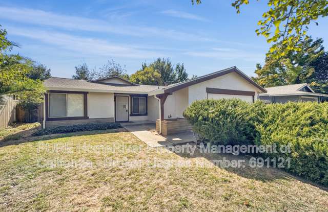 4250 Red Deer Way Gallery 1