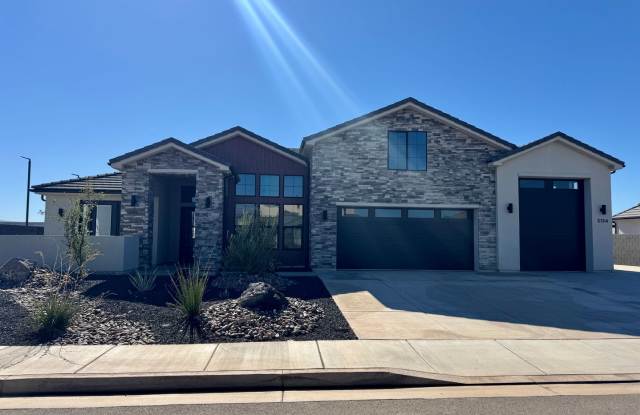 Beautiful Modern 5 Bedroom Furnished Home!! photos photos