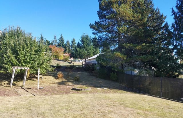 2814 McClain Ave - 2814 Mcclain Avenue, Bremerton, WA 98310