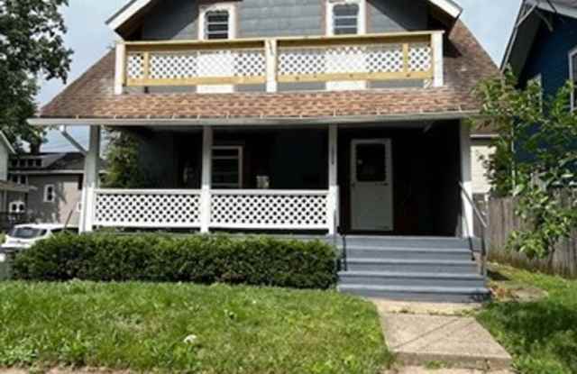 1329 Oxford Ave NW photos photos