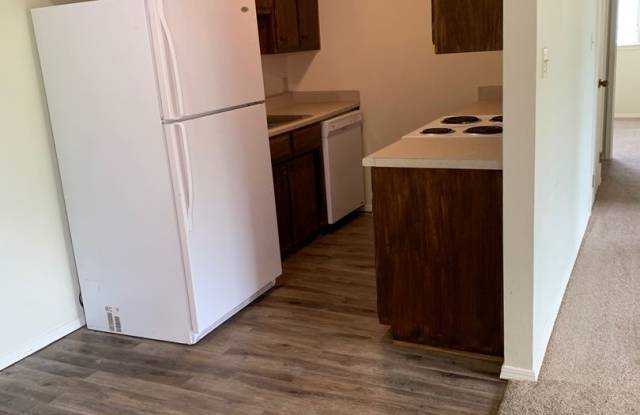 Country Grove Apartments Gallery 4