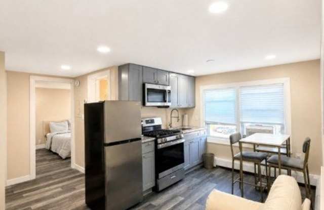 936 Stuyvesant Ave 3rd Fl photos photos