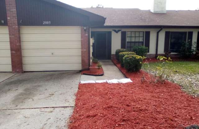 2005 MONTEGO COURT photos photos