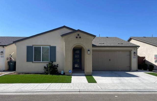 Lovely 3 Bedroom / 2 Bathroom for rent $2,600 photos photos
