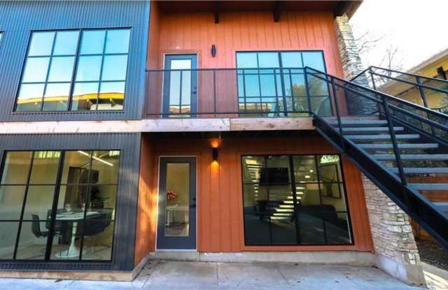 400 E 30th St #101 - Incredible unit in top location near UT. Gallery 3